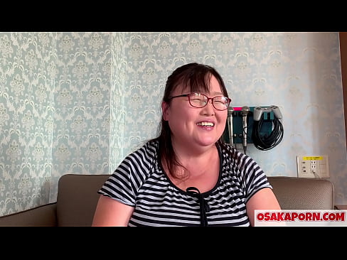 ❤️ Mama japoneză grasă își arată sânii uriași și se bucură de o jucărie sexuală. O mamă asiatică de 51 de ani vorbește despre experiența ei sexuală. Yukiko 1 OSAKAPORN milf grasă. ️ at ro.bencoineth.top ☑