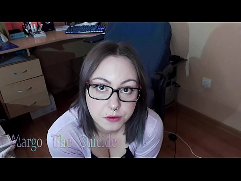 ❤️ Fata sexy cu ochelari suge adânc Dildo în fața camerei de filmat ️  at ro.bencoineth.top ☑